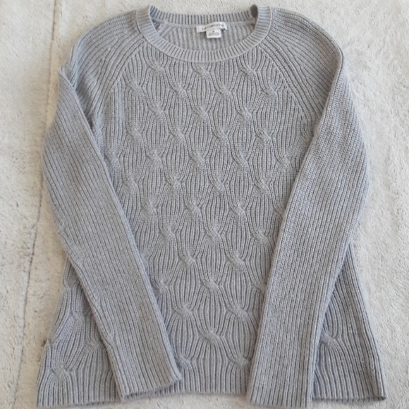 Liz Claiborne Sweaters - 🎄3 for $15 Liz Claiborne sweater